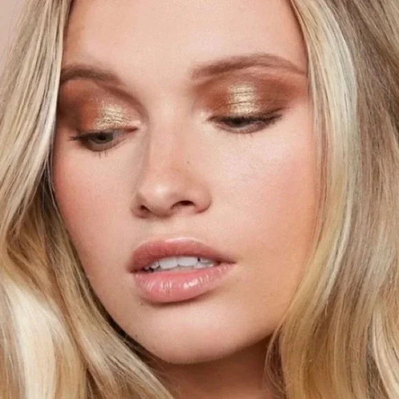 🎉HP🎉Chella La Vie Eyeshadow Palette - Travel Size - Picture 11 of 14